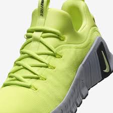 Free Metcon 6 Lumo Yellow