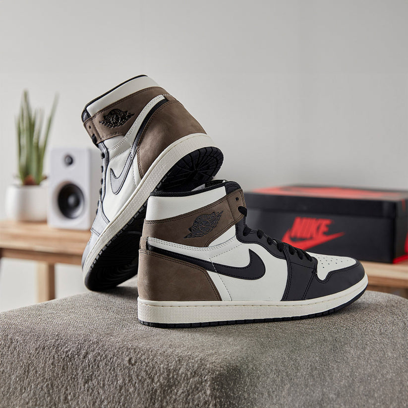 Air Jordan 1 High Mocha
