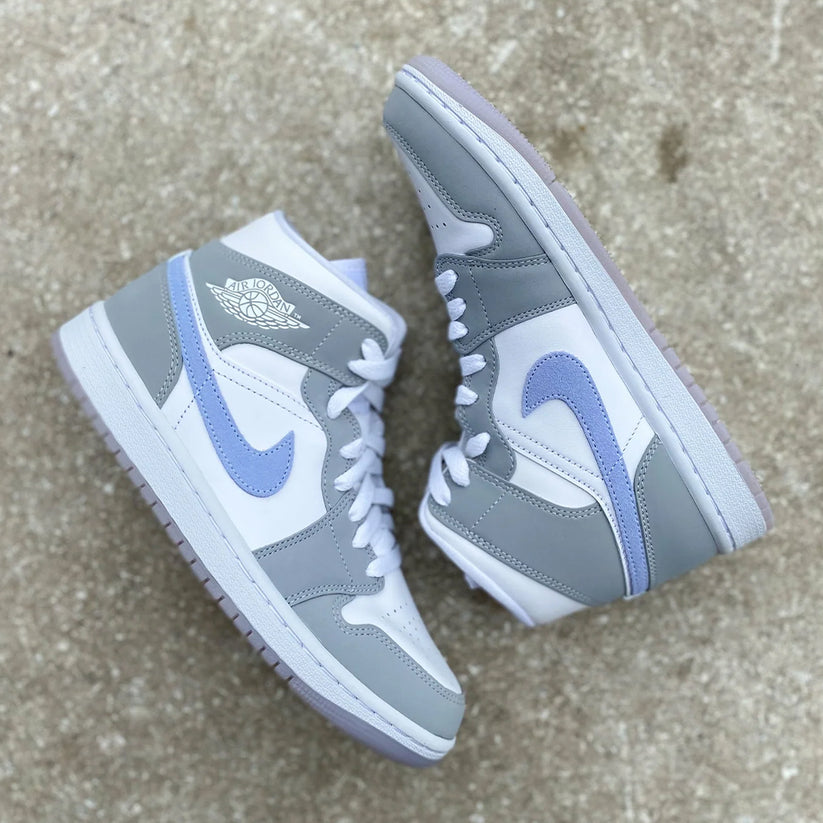 Air Jordan 1 Mid Wolf Grey