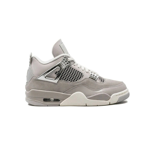 Air Jordan 4 Frozen moments