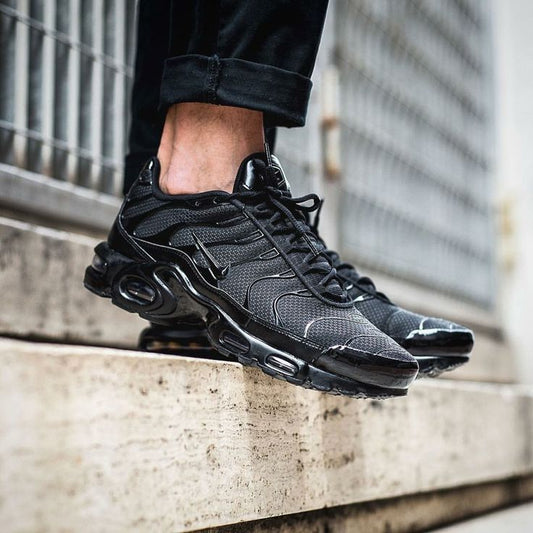 Nike Air Max TN Triple Black